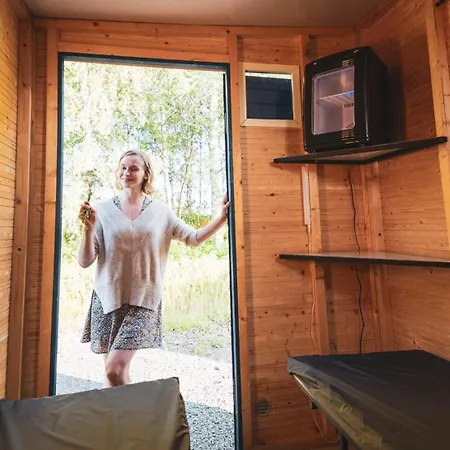 Leirintäalueet Kirjurin Leirintä Pori